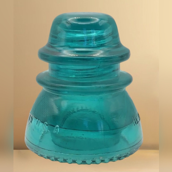 VINTAGE HEMINGWAY 42 HEAVY DUTY ELECTRICAL GLASS INSULATOR AQUA MARINE MADE USA - Picture 3 of 5